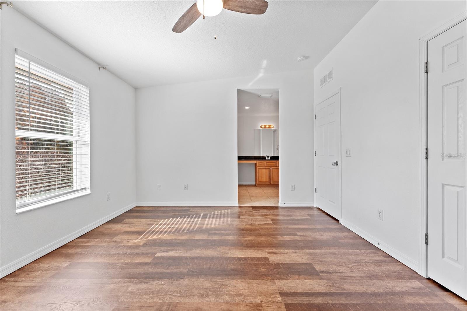 TOWNHOMES AT BRITTANY PARK - Residential Lease