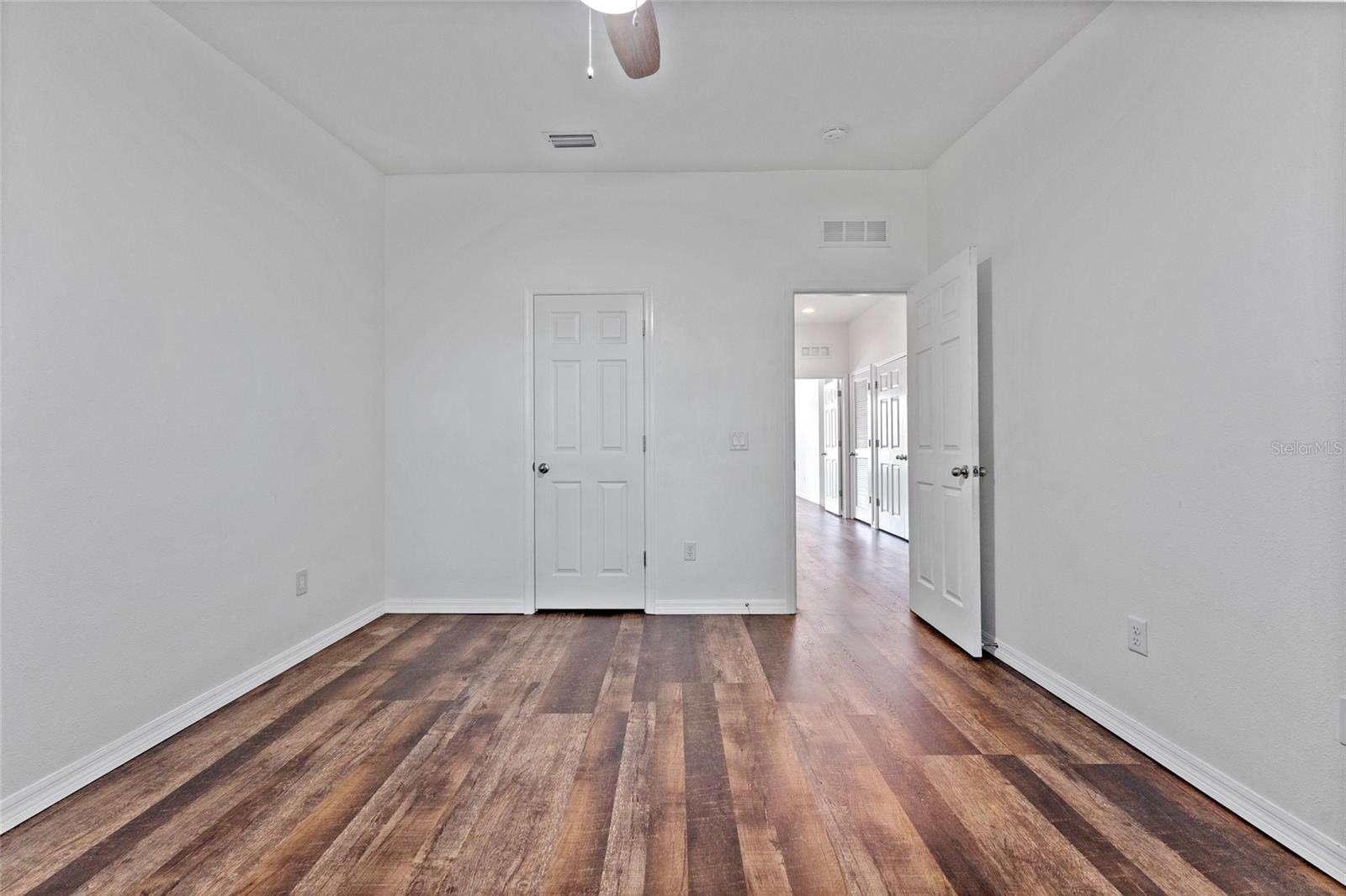 TOWNHOMES AT BRITTANY PARK - Residential Lease