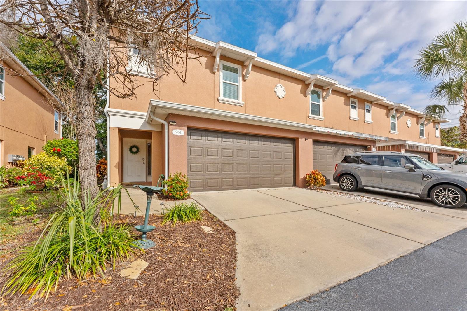 TOWNHOMES AT BRITTANY PARK - Residential Lease