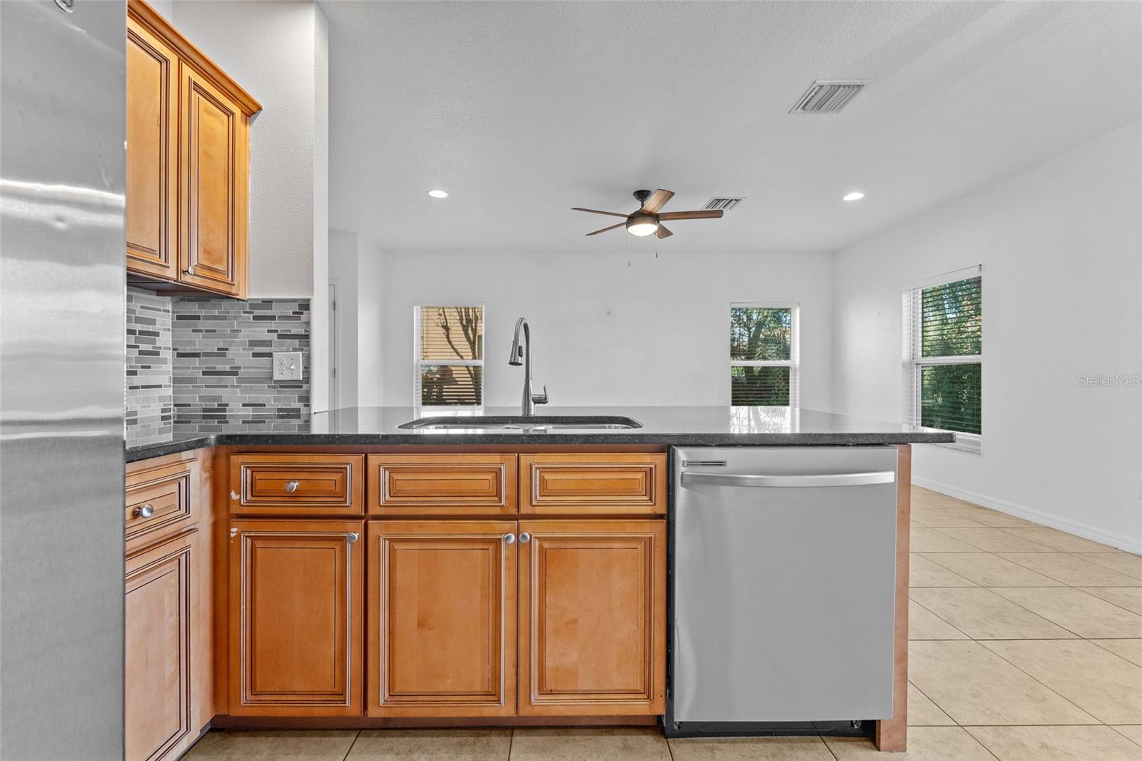 TOWNHOMES AT BRITTANY PARK - Residential Lease