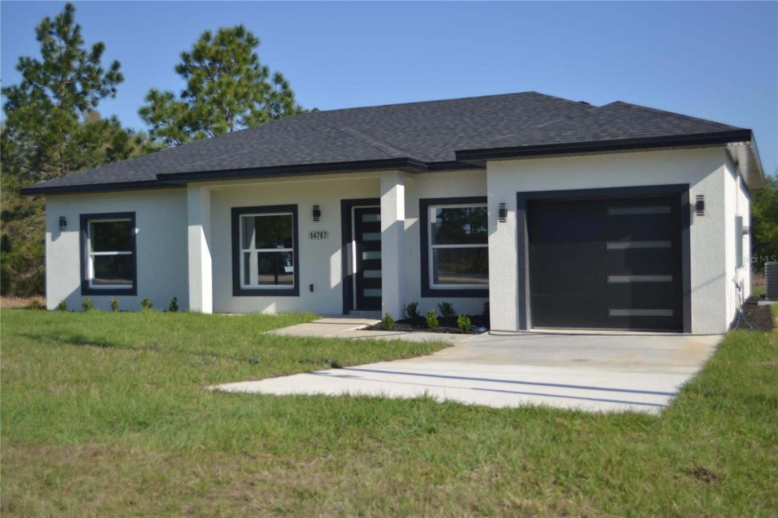 RAINBOW PARK UN 02 - Residential Lease