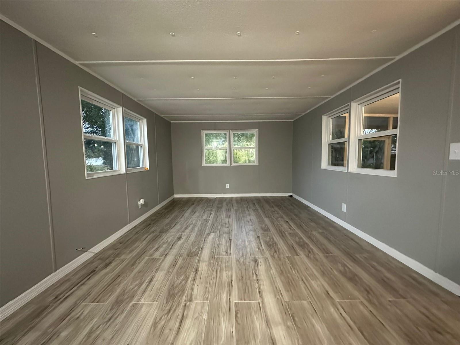 HAINES CREEK MOBILE HOMESITES - Residential Lease