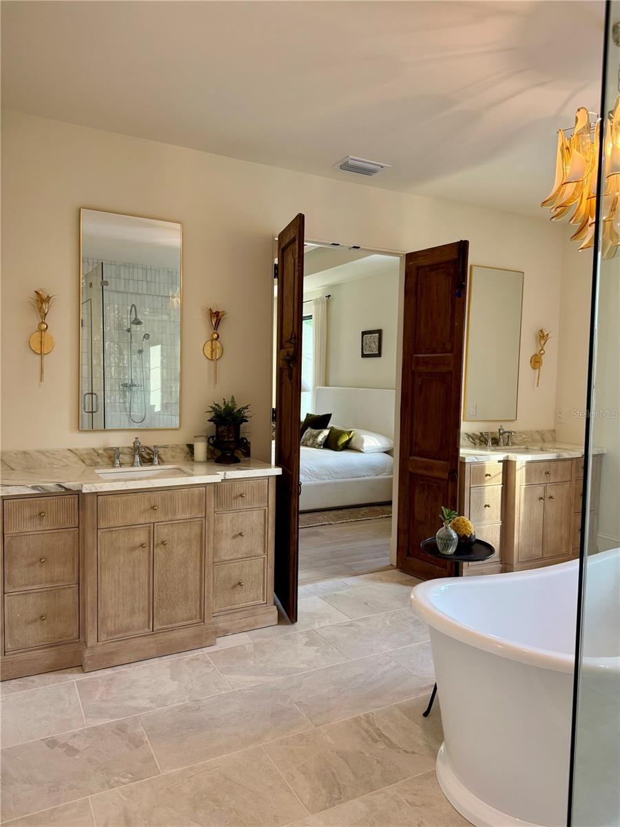 RIDGEWOOD PARK - Residential