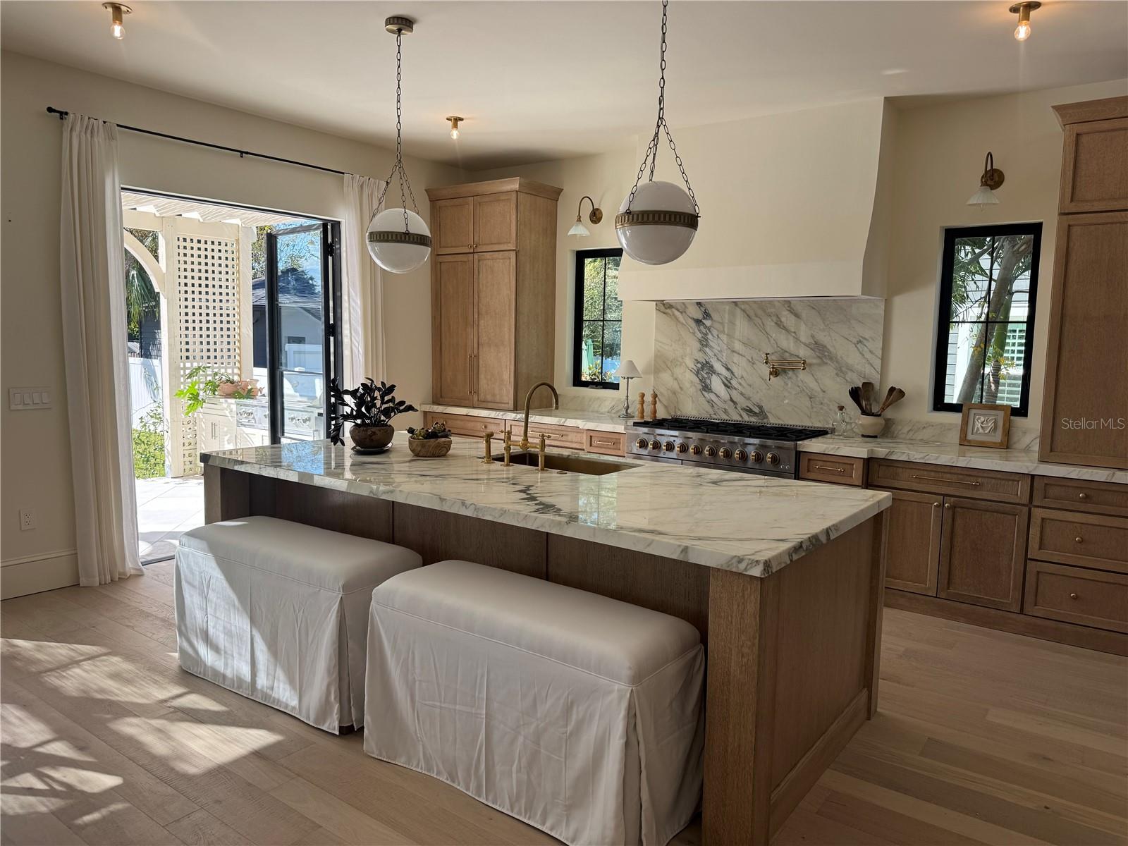 RIDGEWOOD PARK - Residential