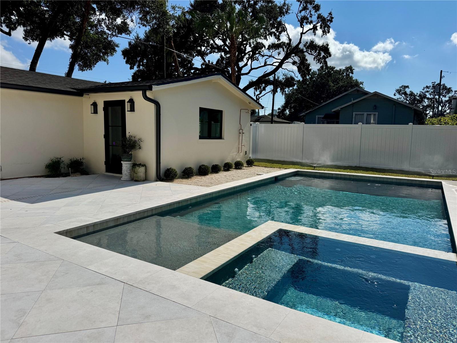 RIDGEWOOD PARK - Residential