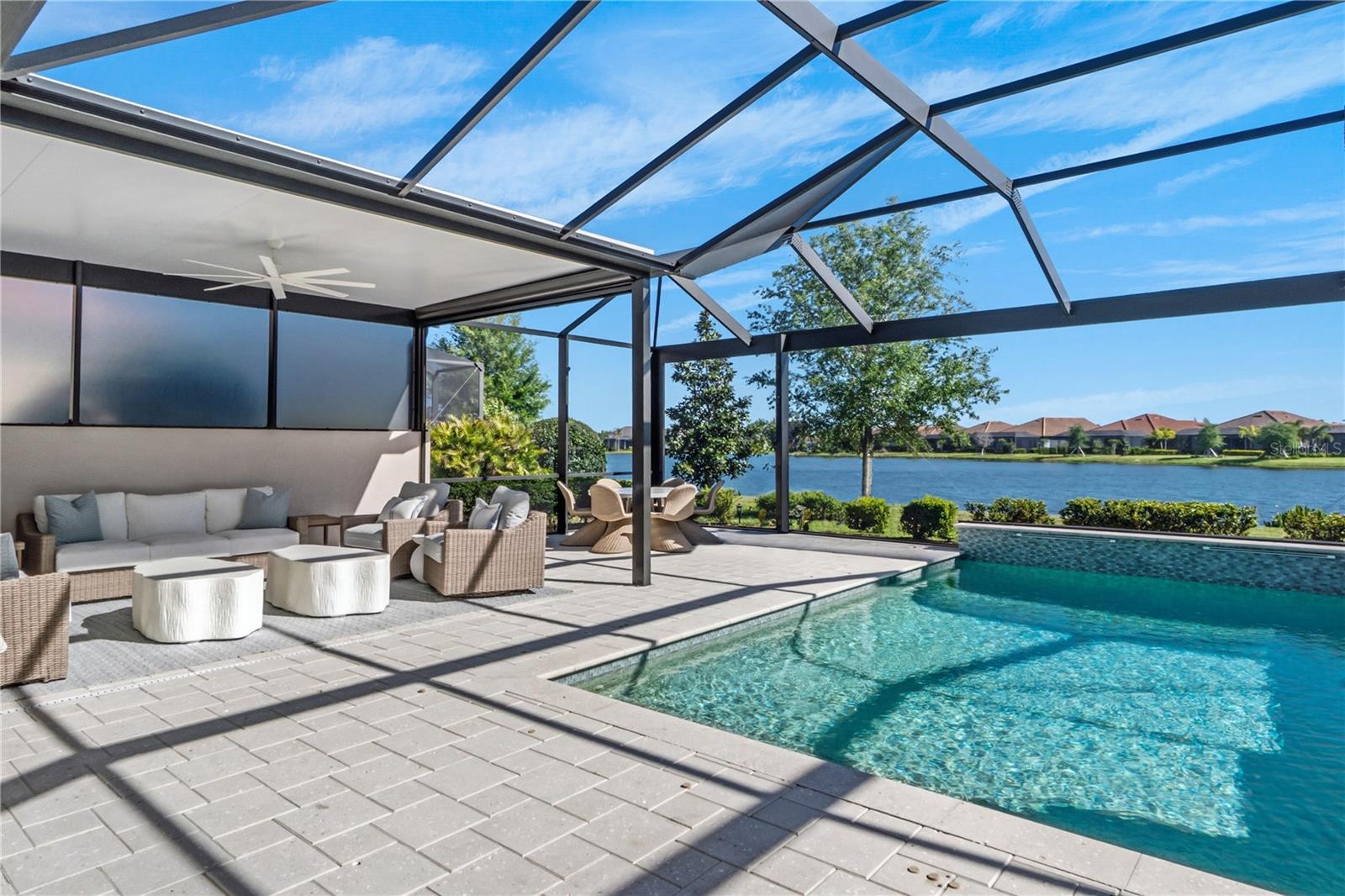 COUNTRY CLUB EAST AT LAKEWD RNCH YY1-4 - Residential