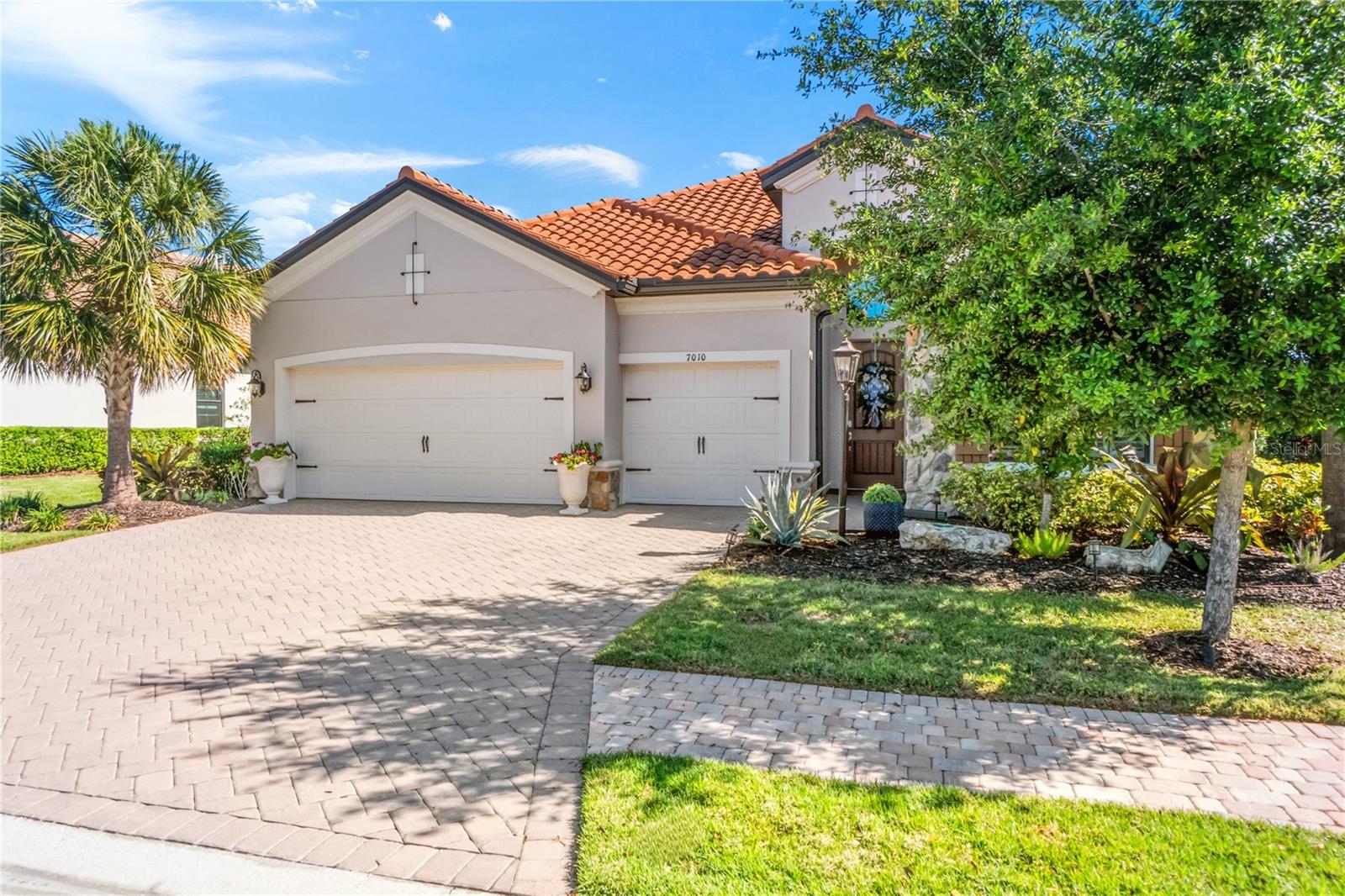 COUNTRY CLUB EAST AT LAKEWD RNCH YY1-4 - Residential