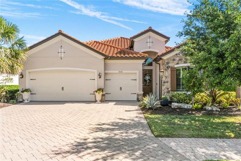 Photo of 7010 Whittlebury Trail, Bradenton, FL 34202 (MLS # TB8500005)