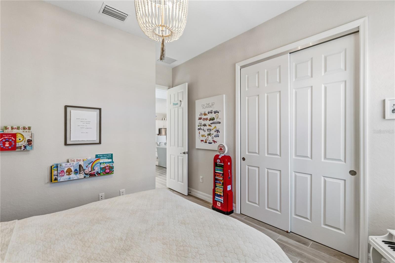 COUNTRY CLUB EAST AT LAKEWD RNCH YY1-4 - Residential