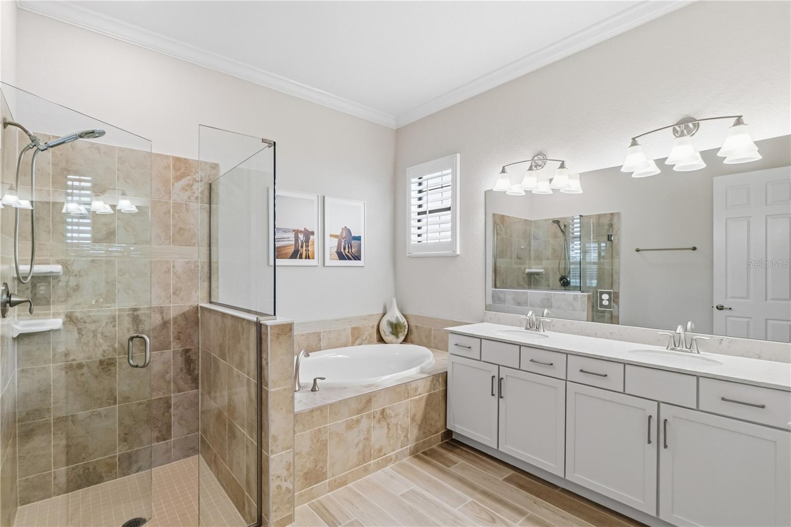 COUNTRY CLUB EAST AT LAKEWD RNCH YY1-4 - Residential