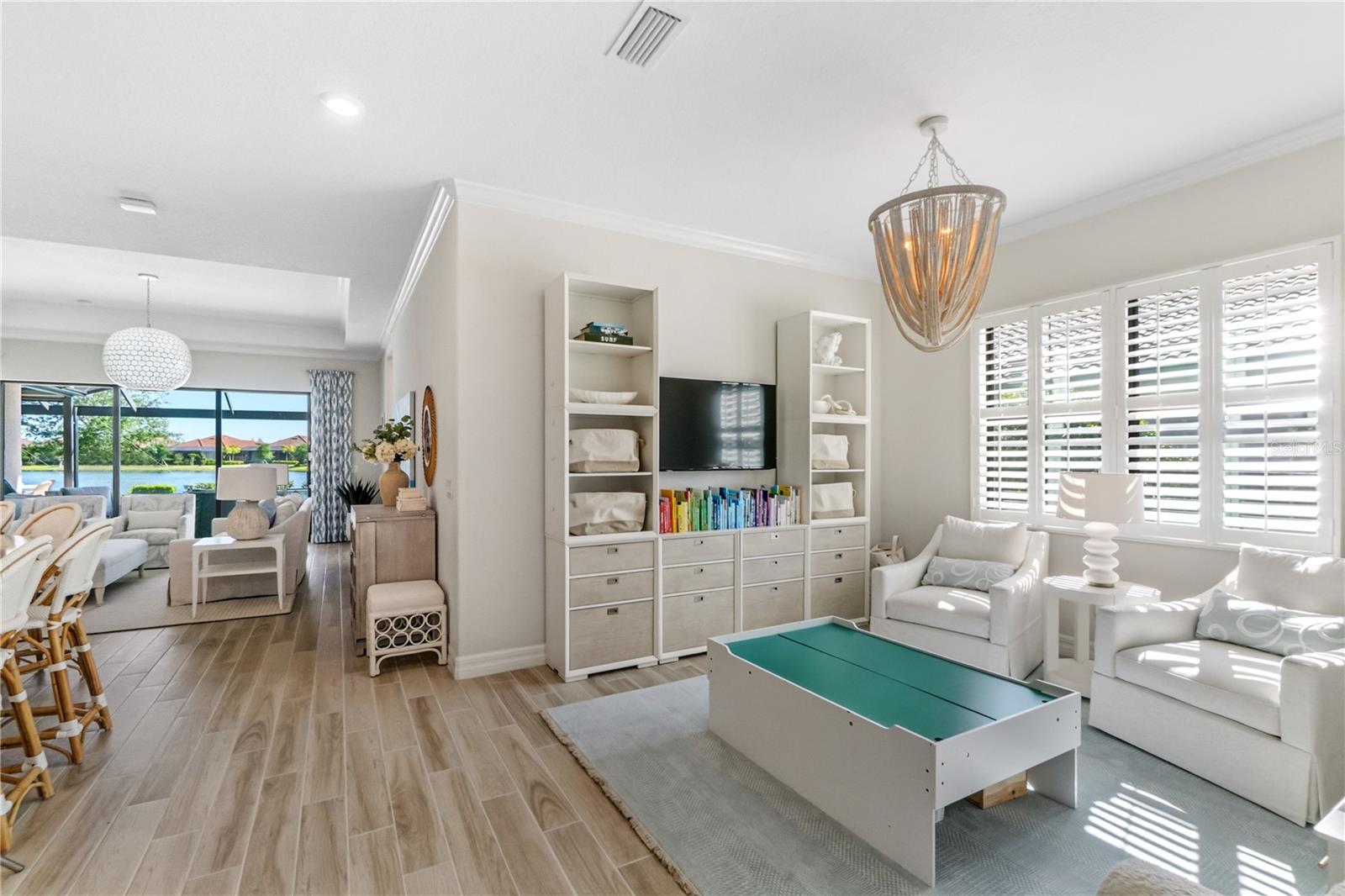 COUNTRY CLUB EAST AT LAKEWD RNCH YY1-4 - Residential