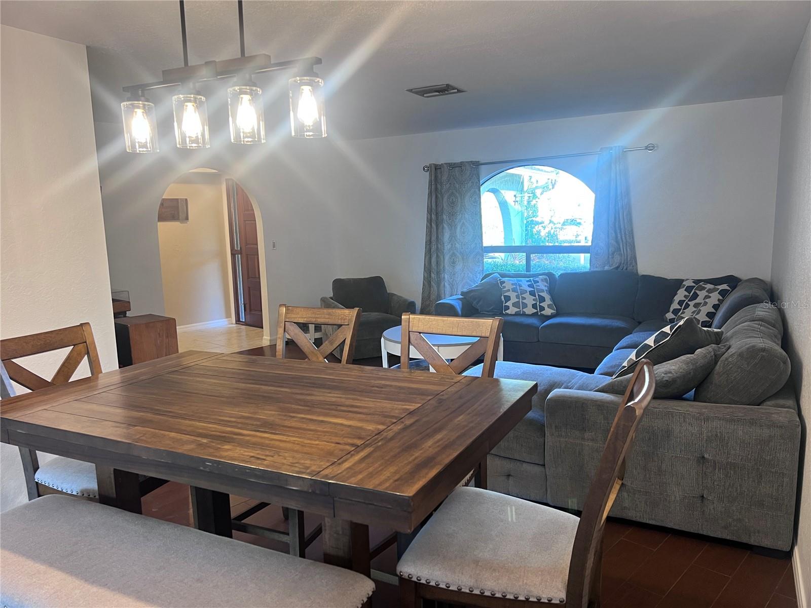 BRIDGEPORT ESTATES - Residential Lease