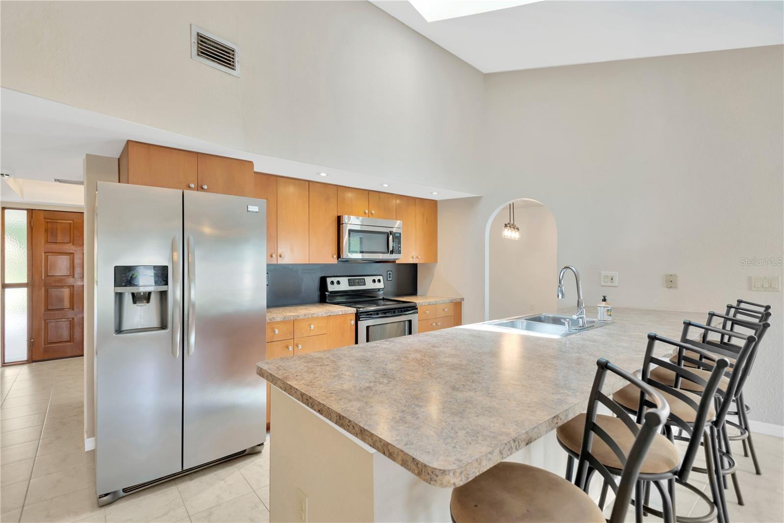 BRIDGEPORT ESTATES - Residential Lease