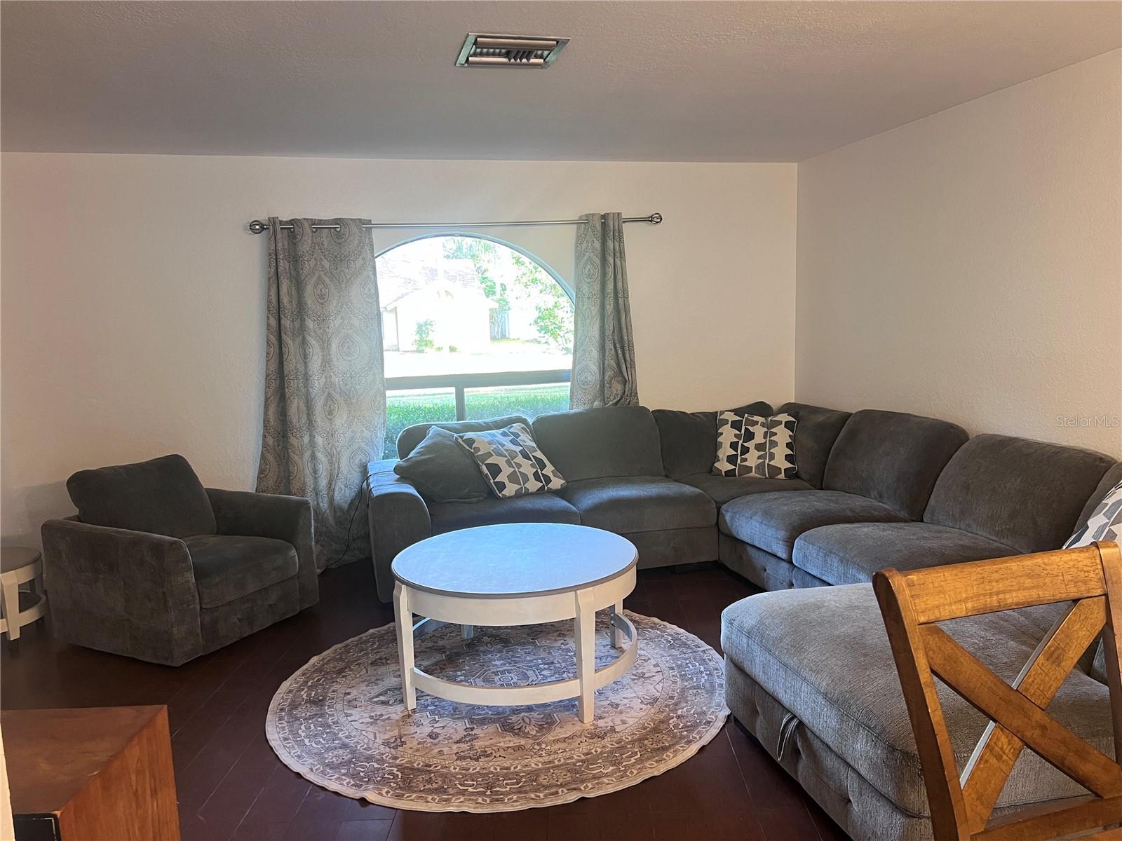 BRIDGEPORT ESTATES - Residential Lease