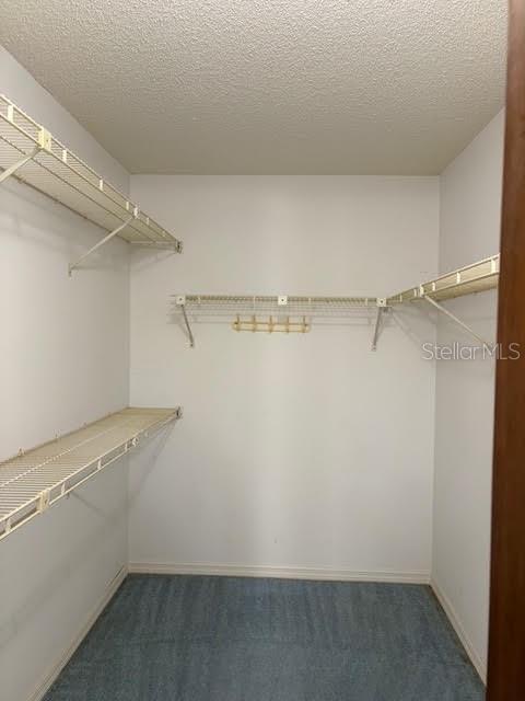 VILLAGE GREEN PH 02 - Residential