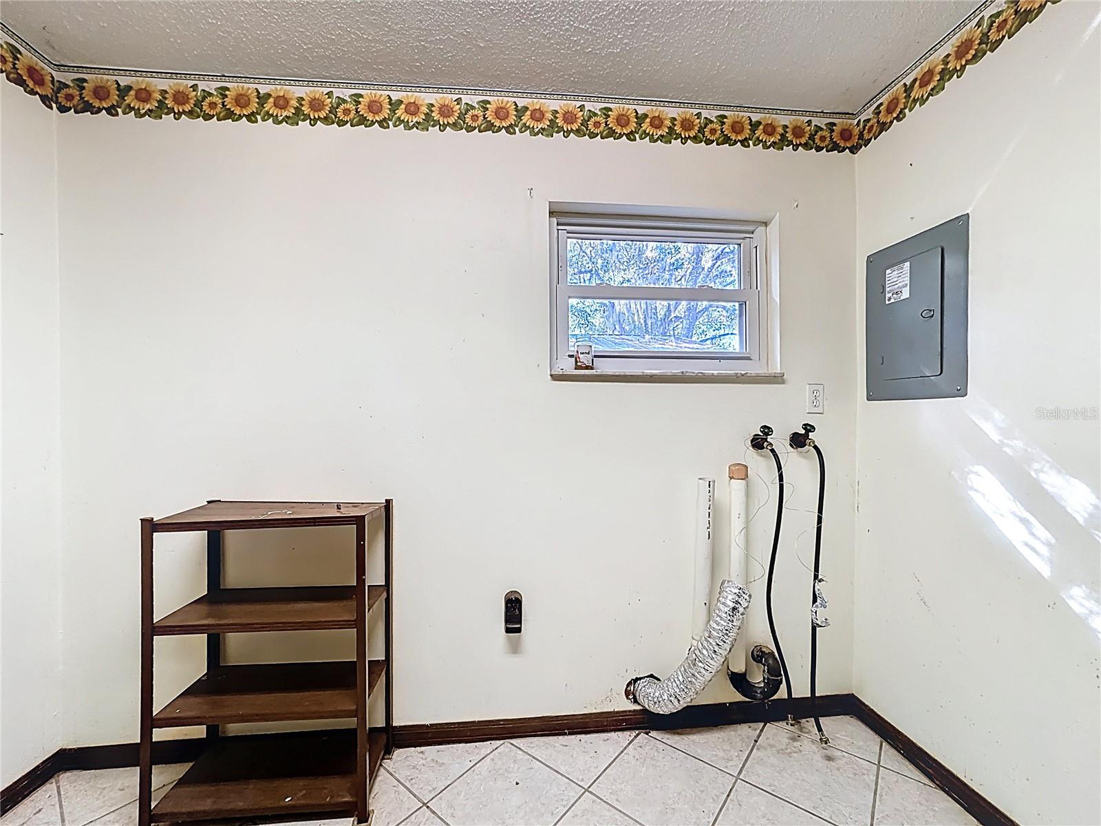 TANGERINE - Residential