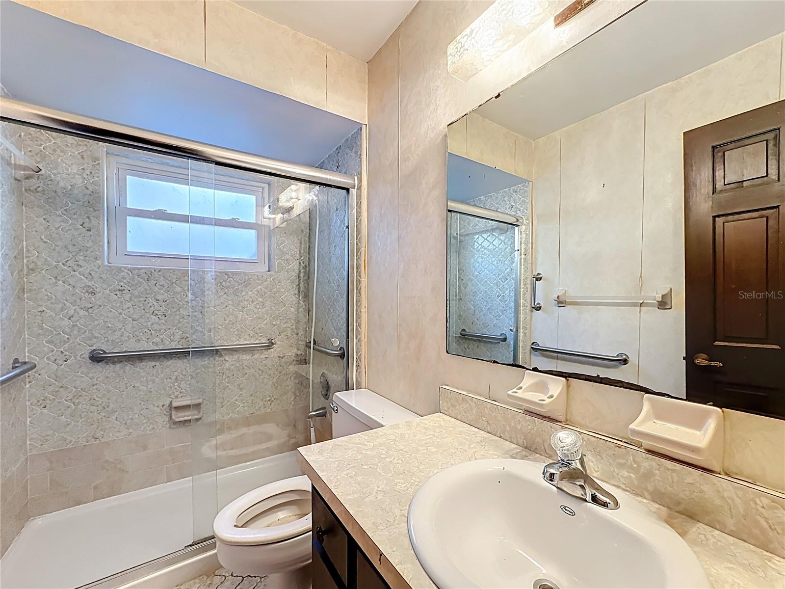 TANGERINE - Residential