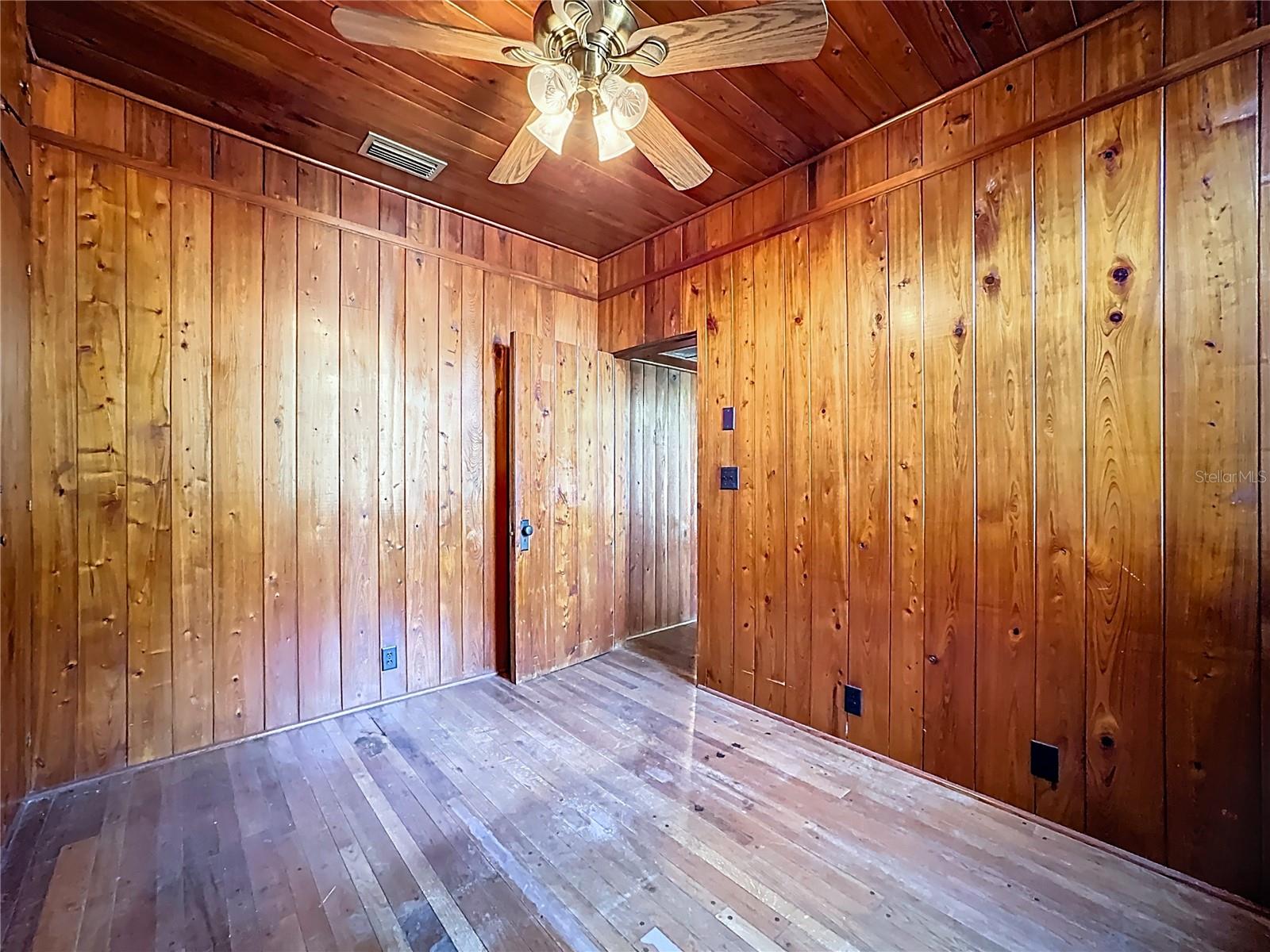 TANGERINE - Residential