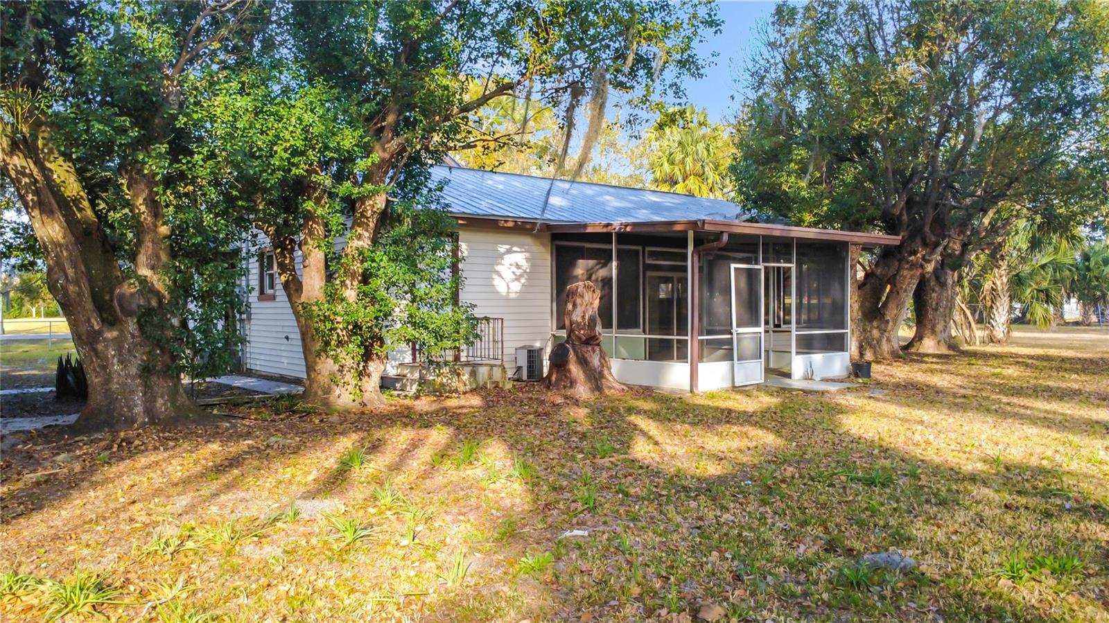 TANGERINE - Residential