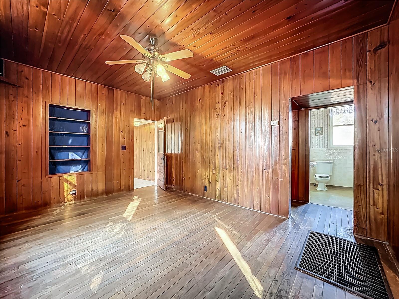 TANGERINE - Residential