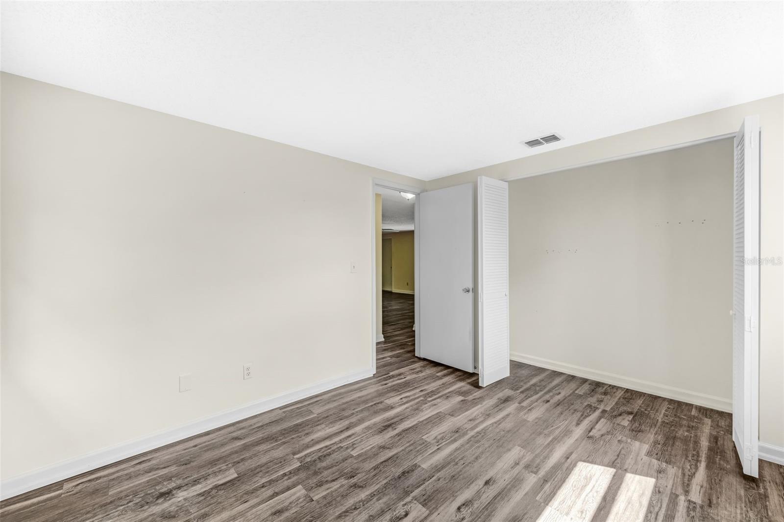 APOLLO BEACH UNIT FOUR - Residential