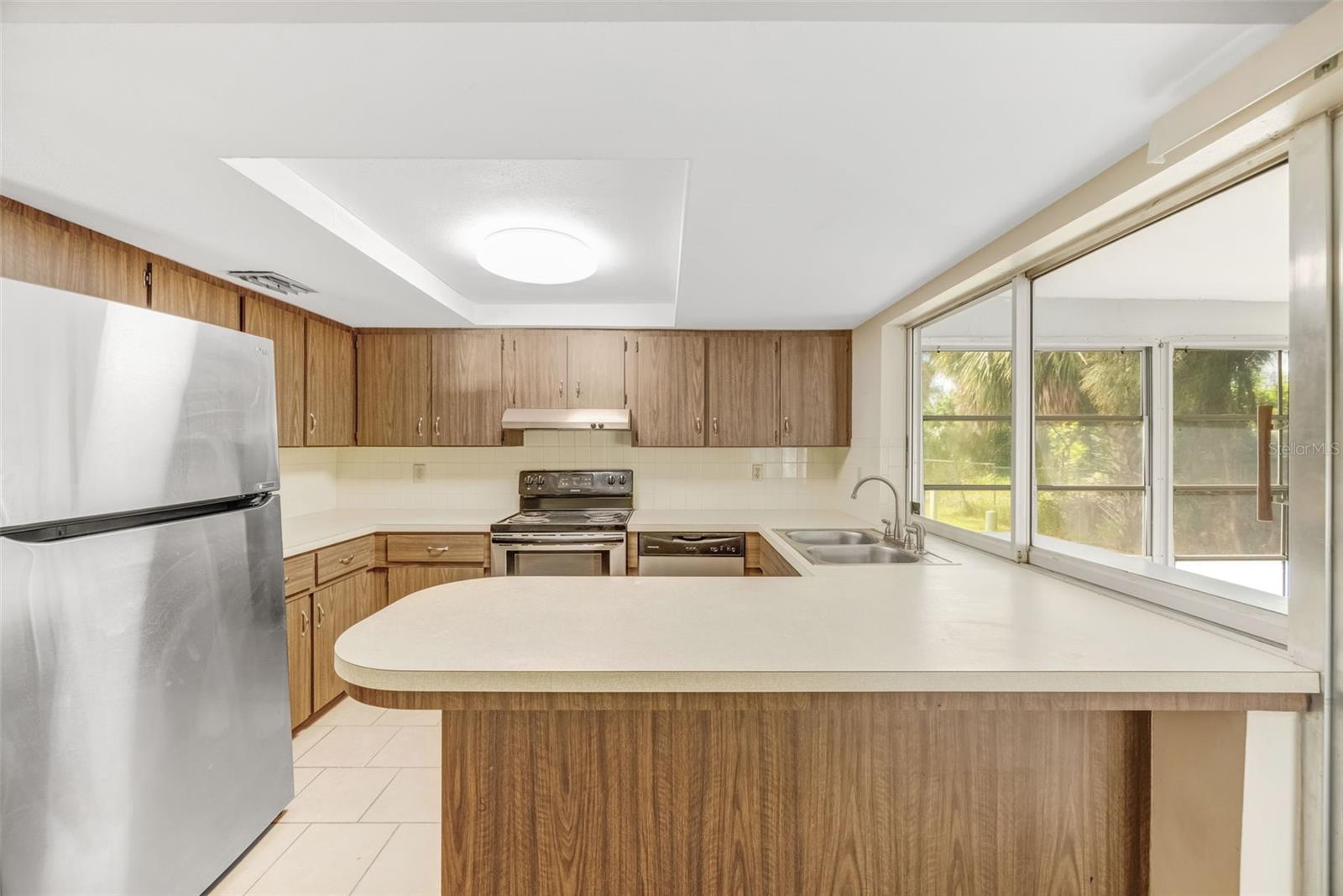 APOLLO BEACH UNIT FOUR - Residential