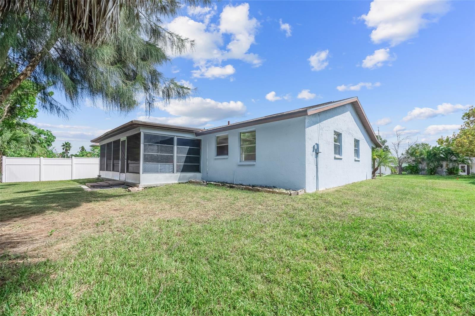 APOLLO BEACH UNIT FOUR - Residential