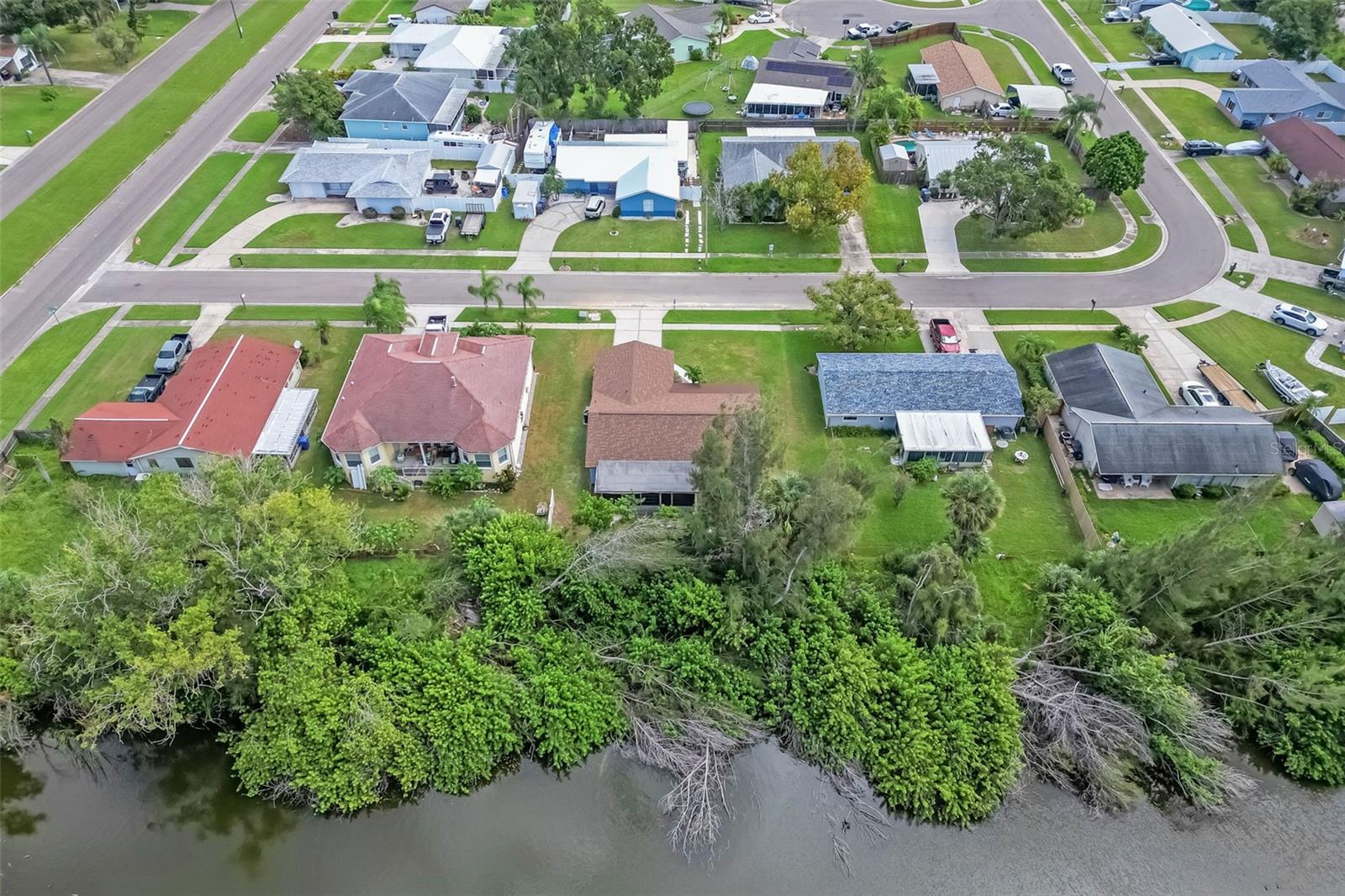 APOLLO BEACH UNIT FOUR - Residential
