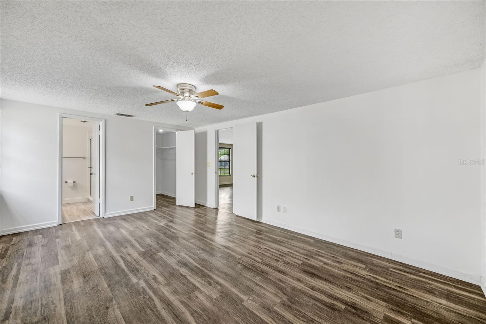 APOLLO BEACH UNIT FOUR - Residential