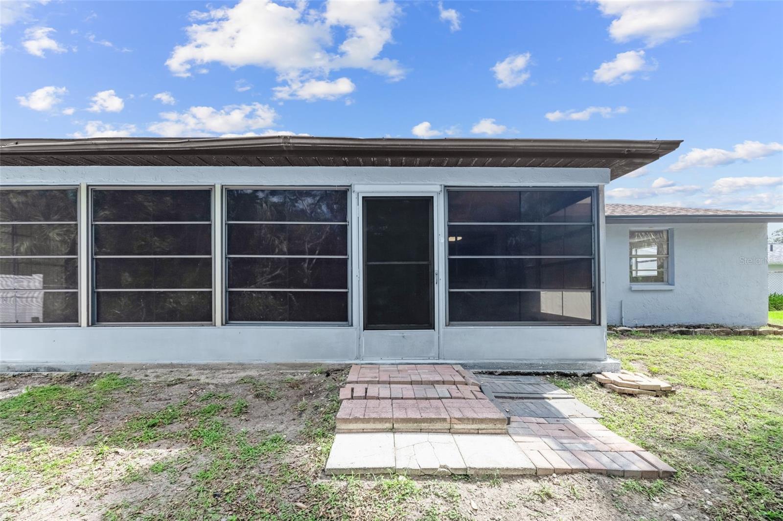 APOLLO BEACH UNIT FOUR - Residential