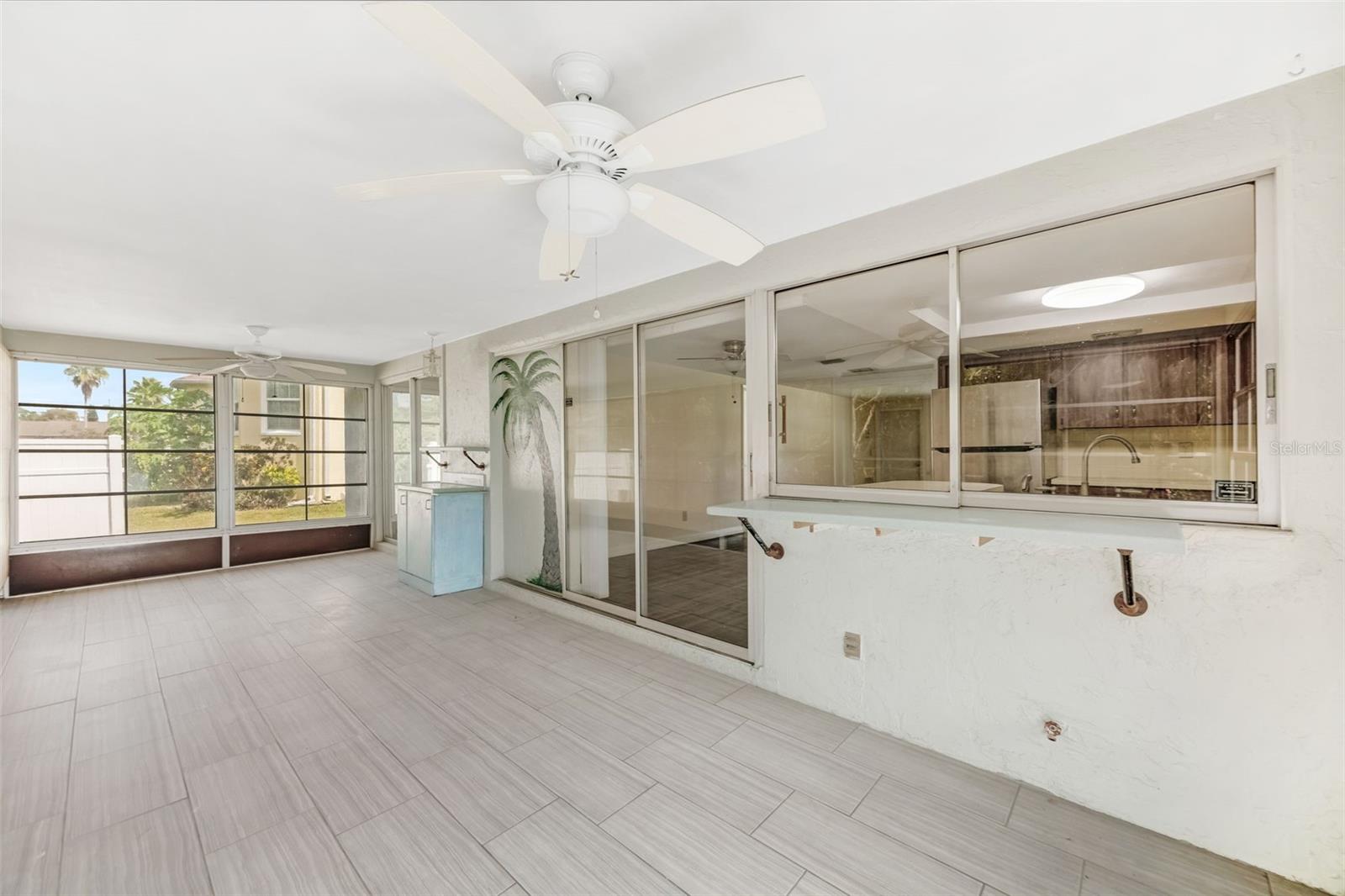APOLLO BEACH UNIT FOUR - Residential