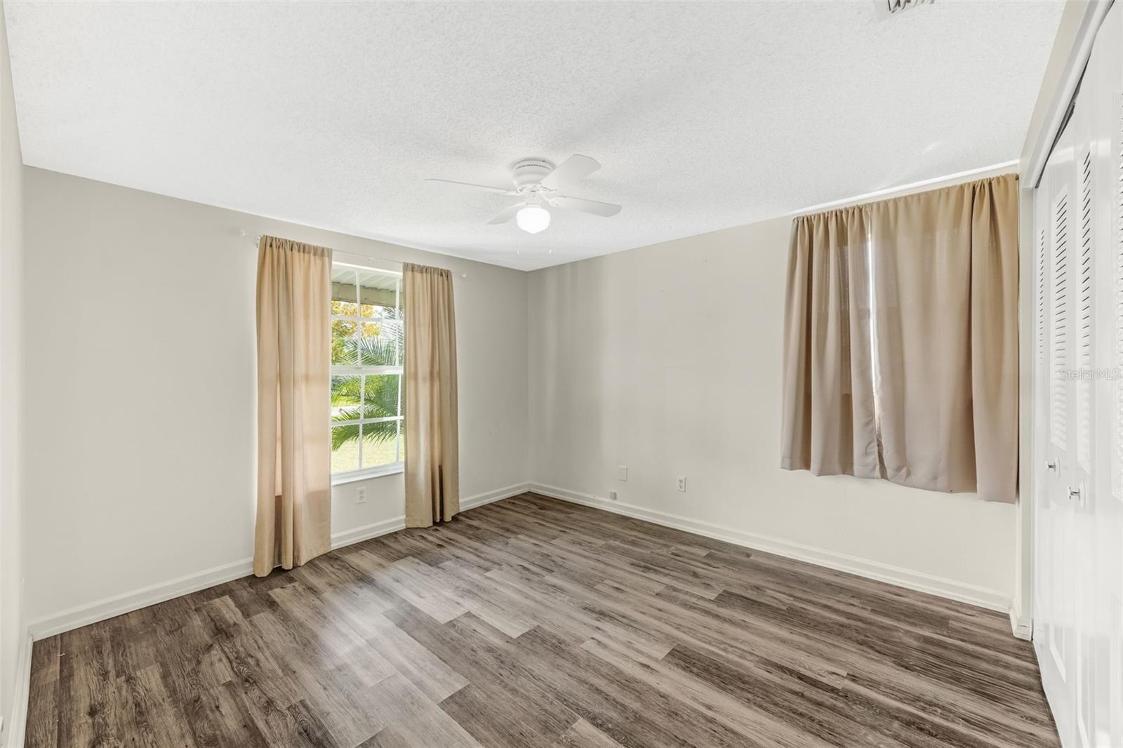 APOLLO BEACH UNIT FOUR - Residential