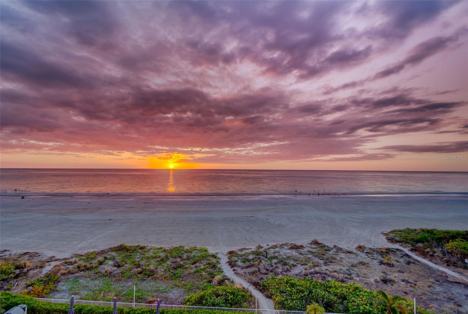 UTOPIA CONDO - Residential