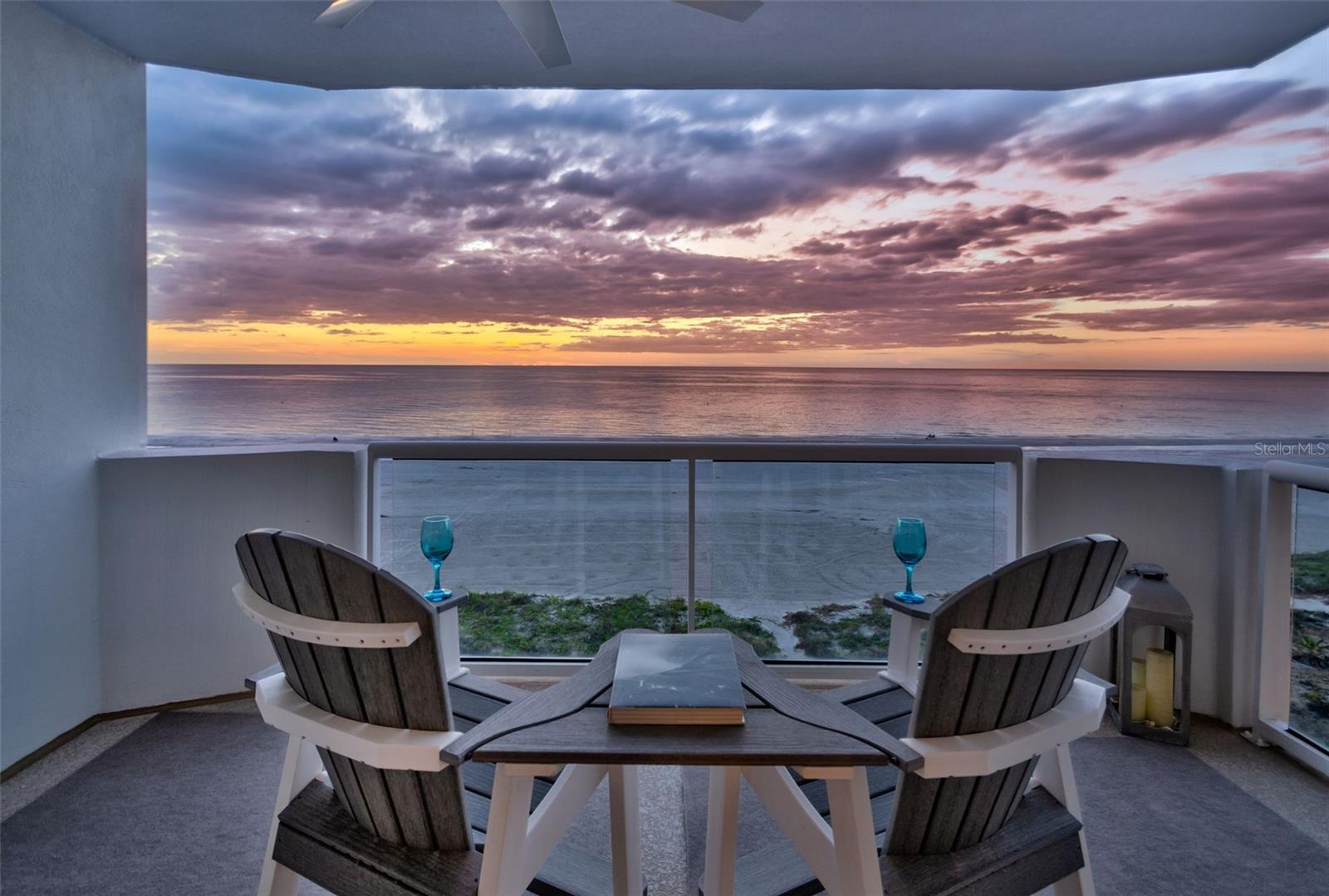 UTOPIA CONDO - Residential