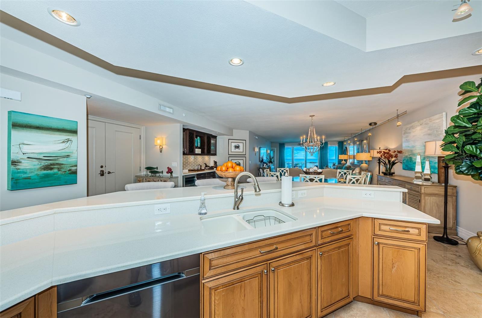 UTOPIA CONDO - Residential