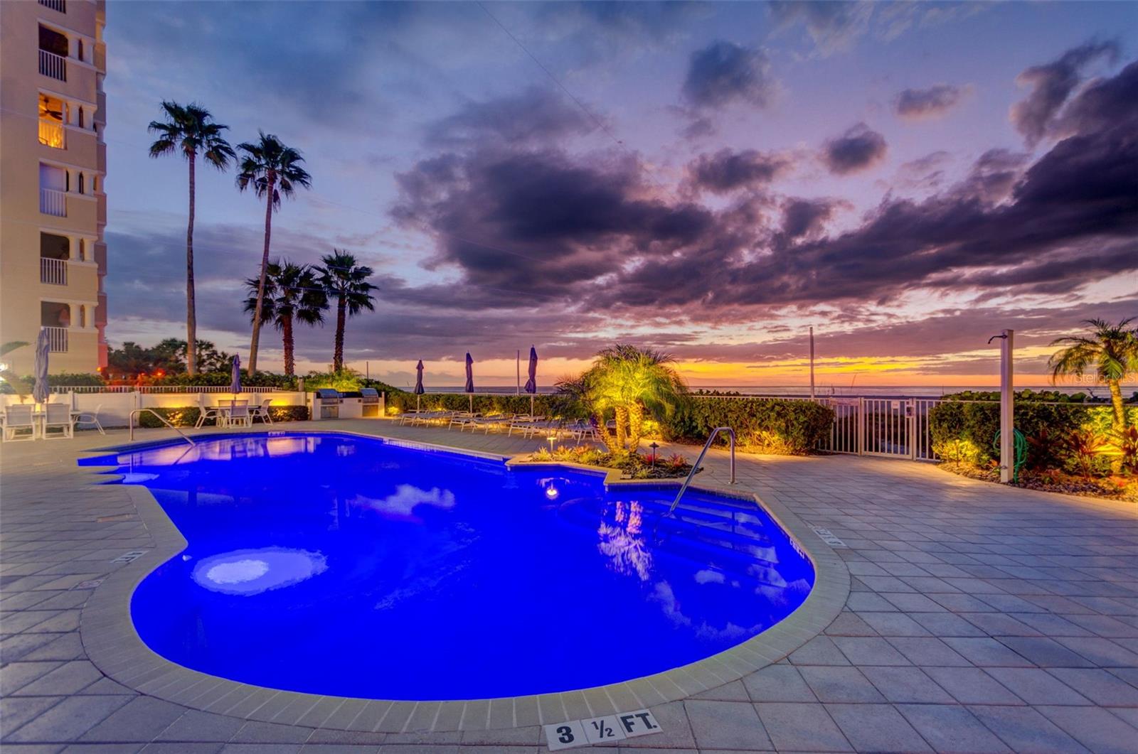 UTOPIA CONDO - Residential