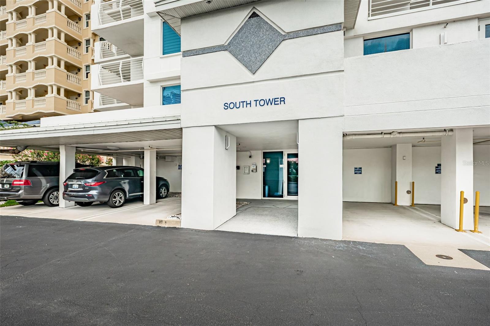 UTOPIA CONDO - Residential