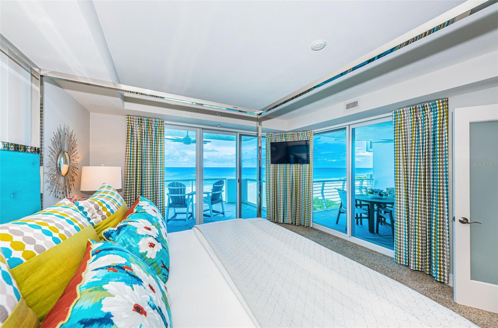 UTOPIA CONDO - Residential