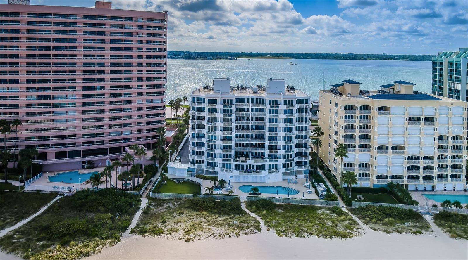 UTOPIA CONDO - Residential