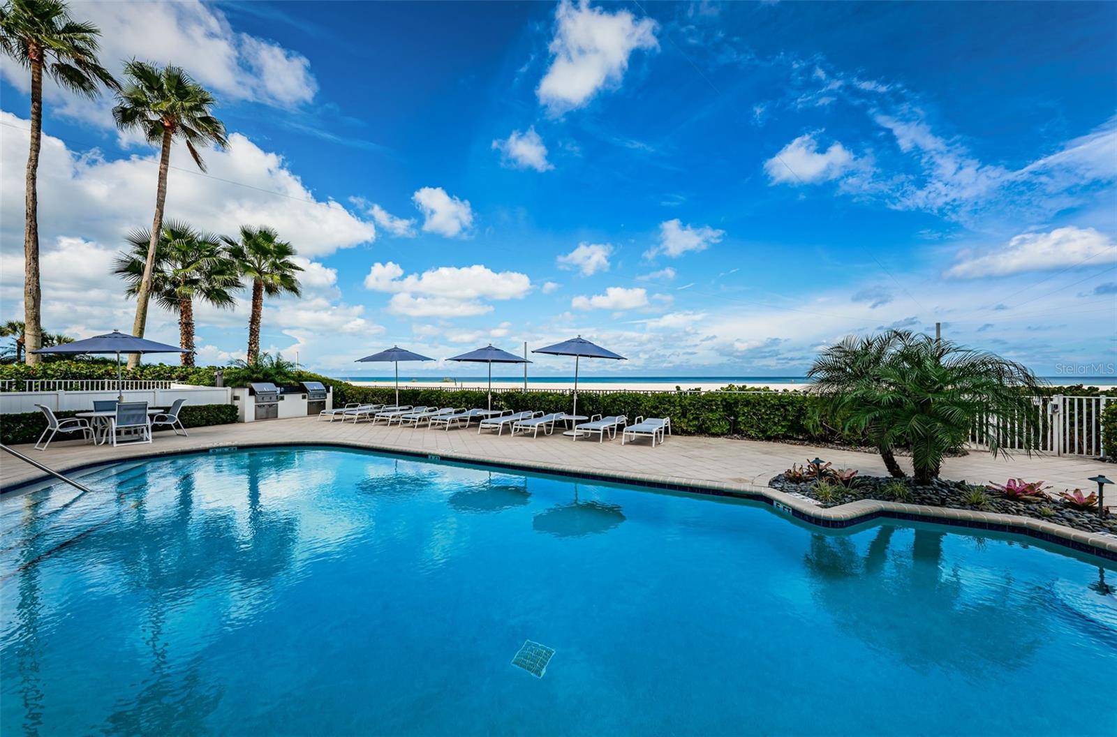 UTOPIA CONDO - Residential