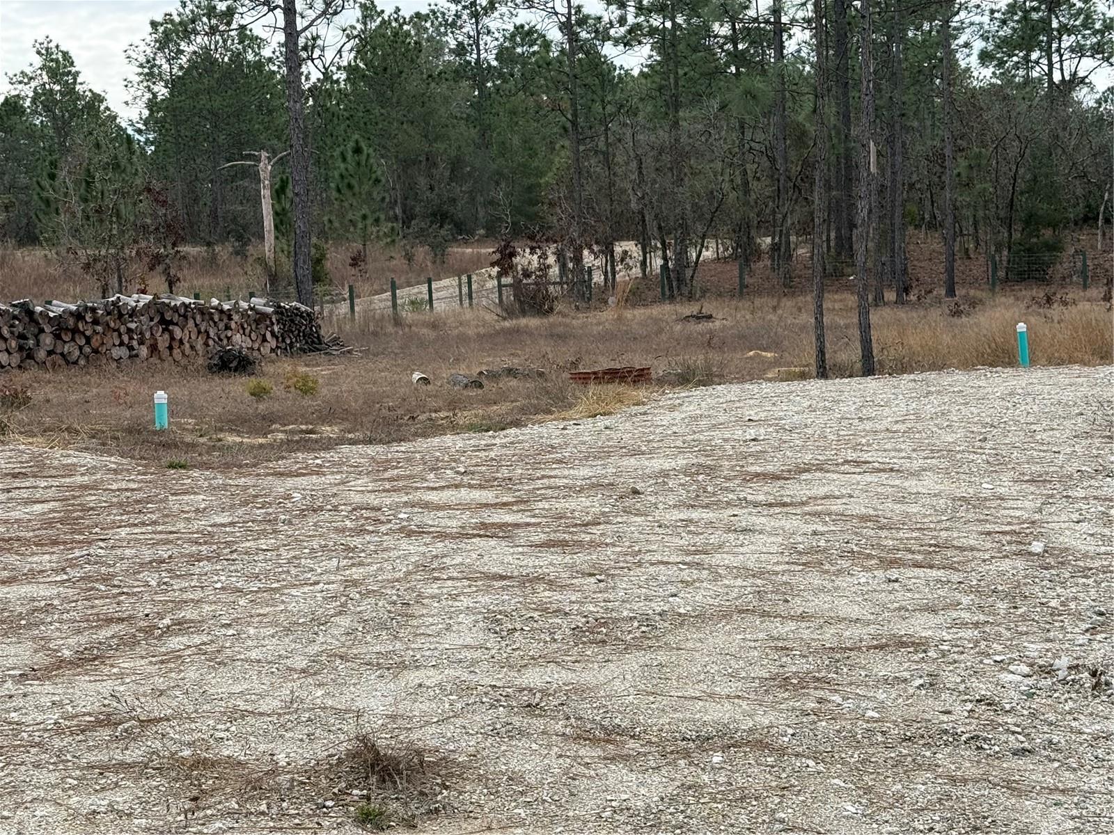 ROLLING HILLS - Land