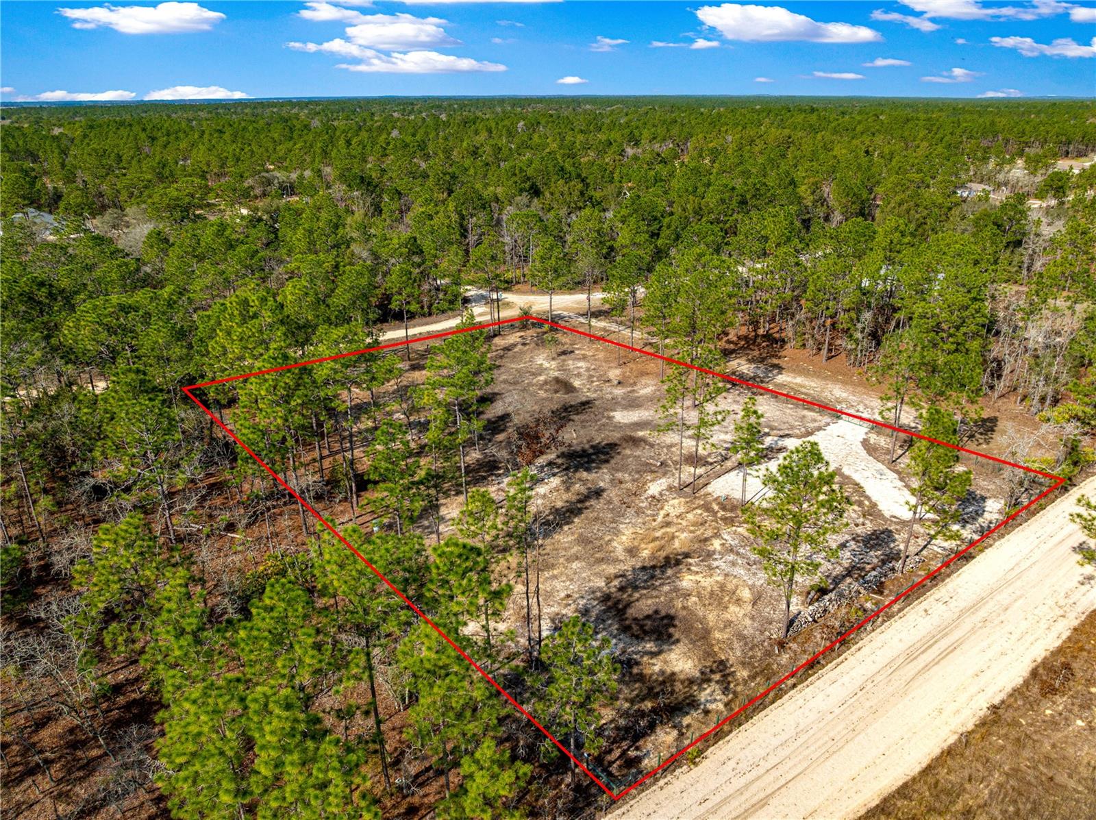 ROLLING HILLS - Land