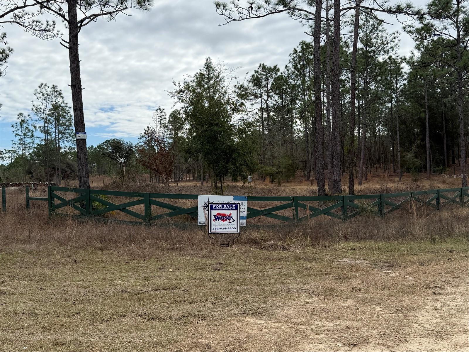 ROLLING HILLS - Land