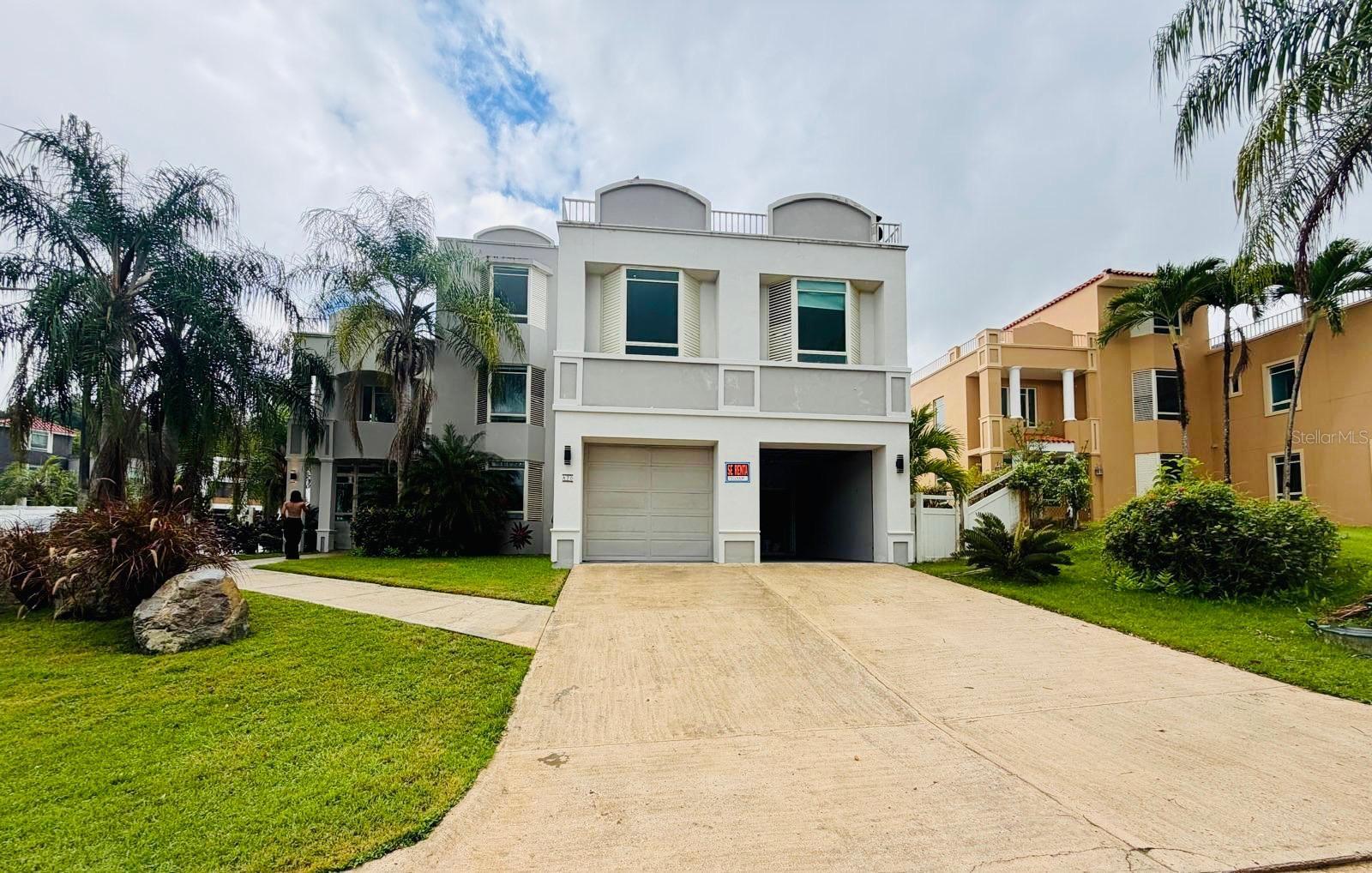 URB CAGUAS REAL - Residential