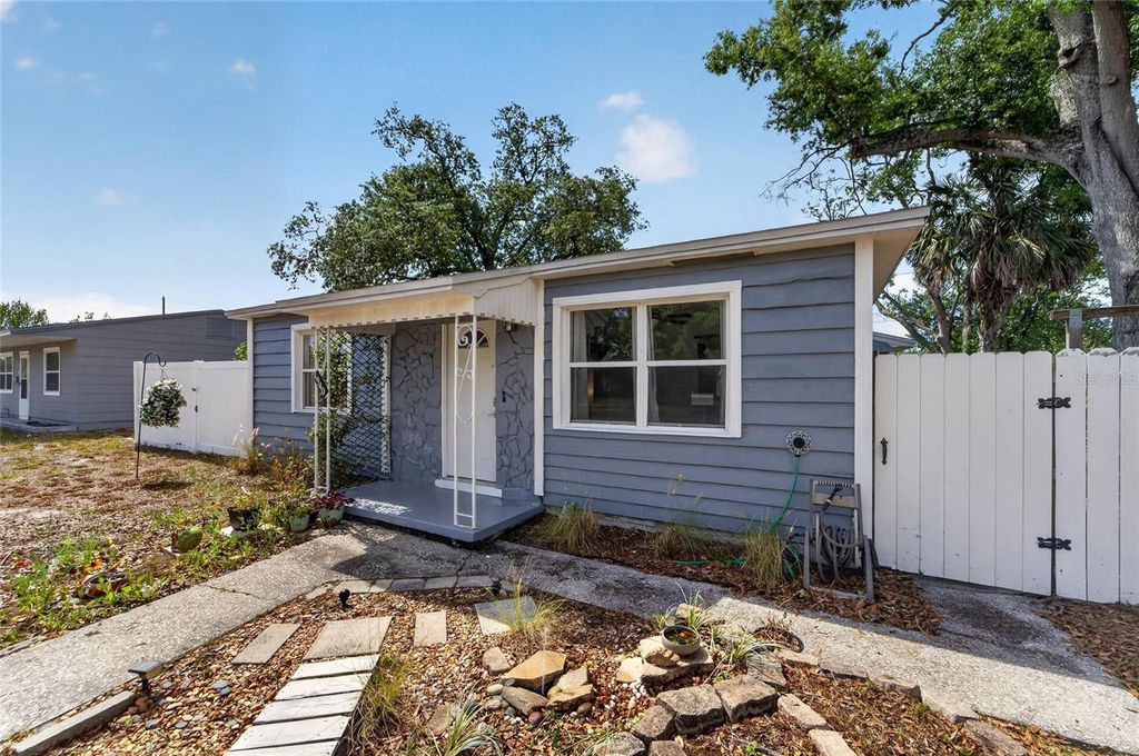 Photo of 4940 5th Avenue S, St Petersburg, FL 33707 (MLS # TB8501248)