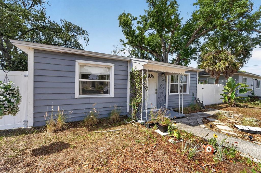 Photo of 4940 5th Avenue S, St Petersburg, FL 33707 (MLS # TB8501248)