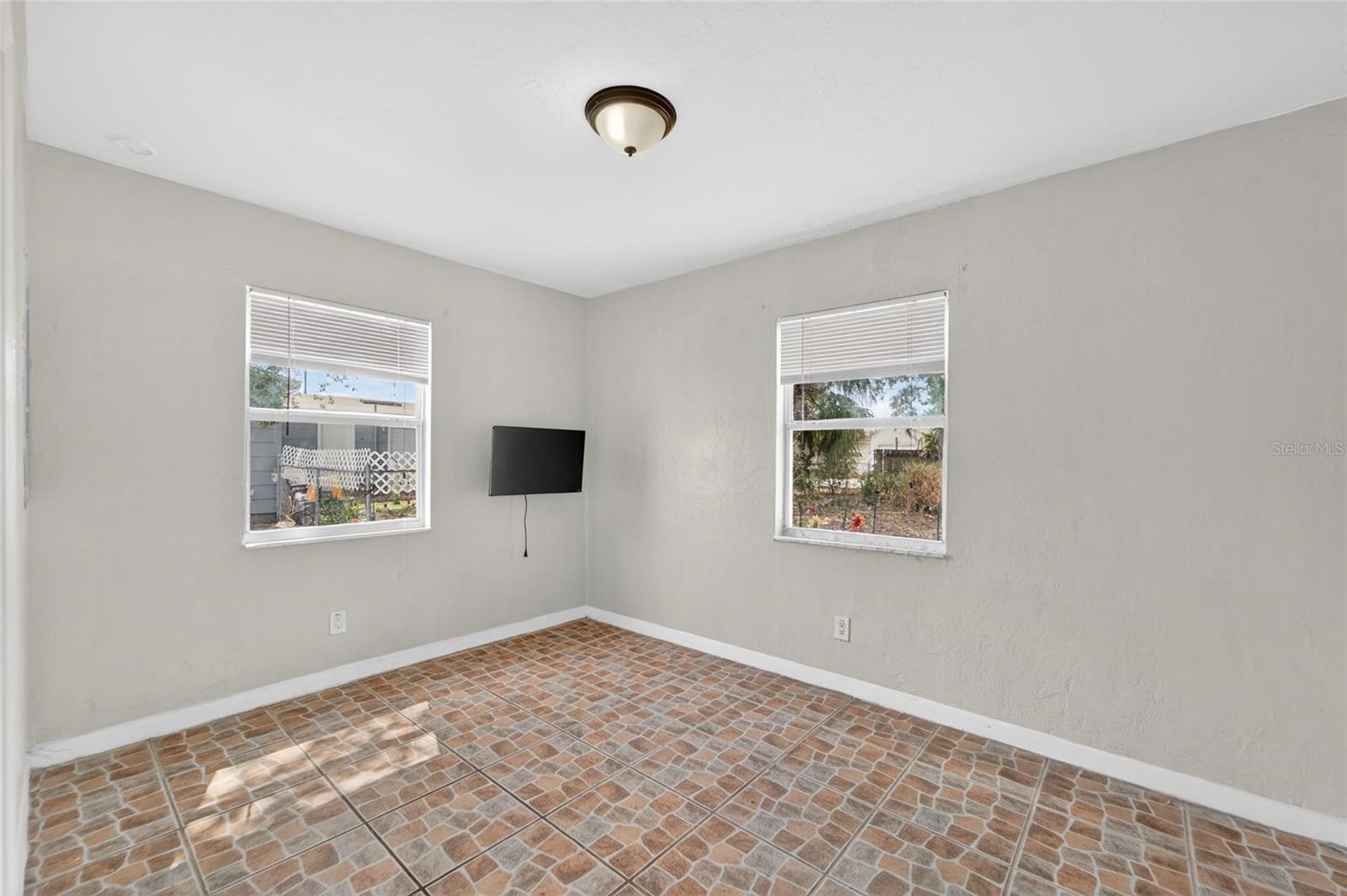 FOREST HILLS SUB - Residential