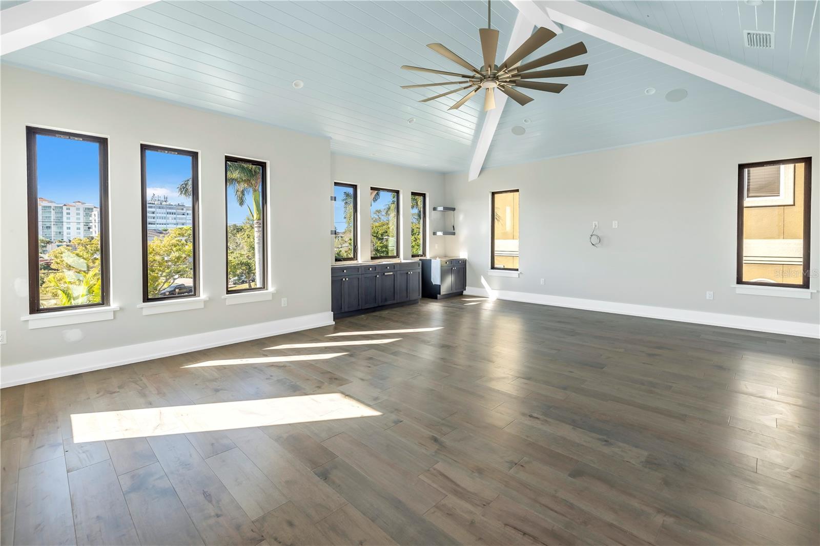 SHORE ACRES OVERLOOK SEC - Residential