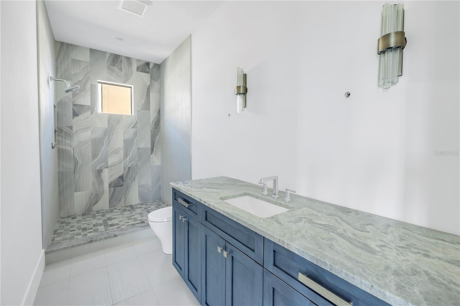 SHORE ACRES OVERLOOK SEC - Residential