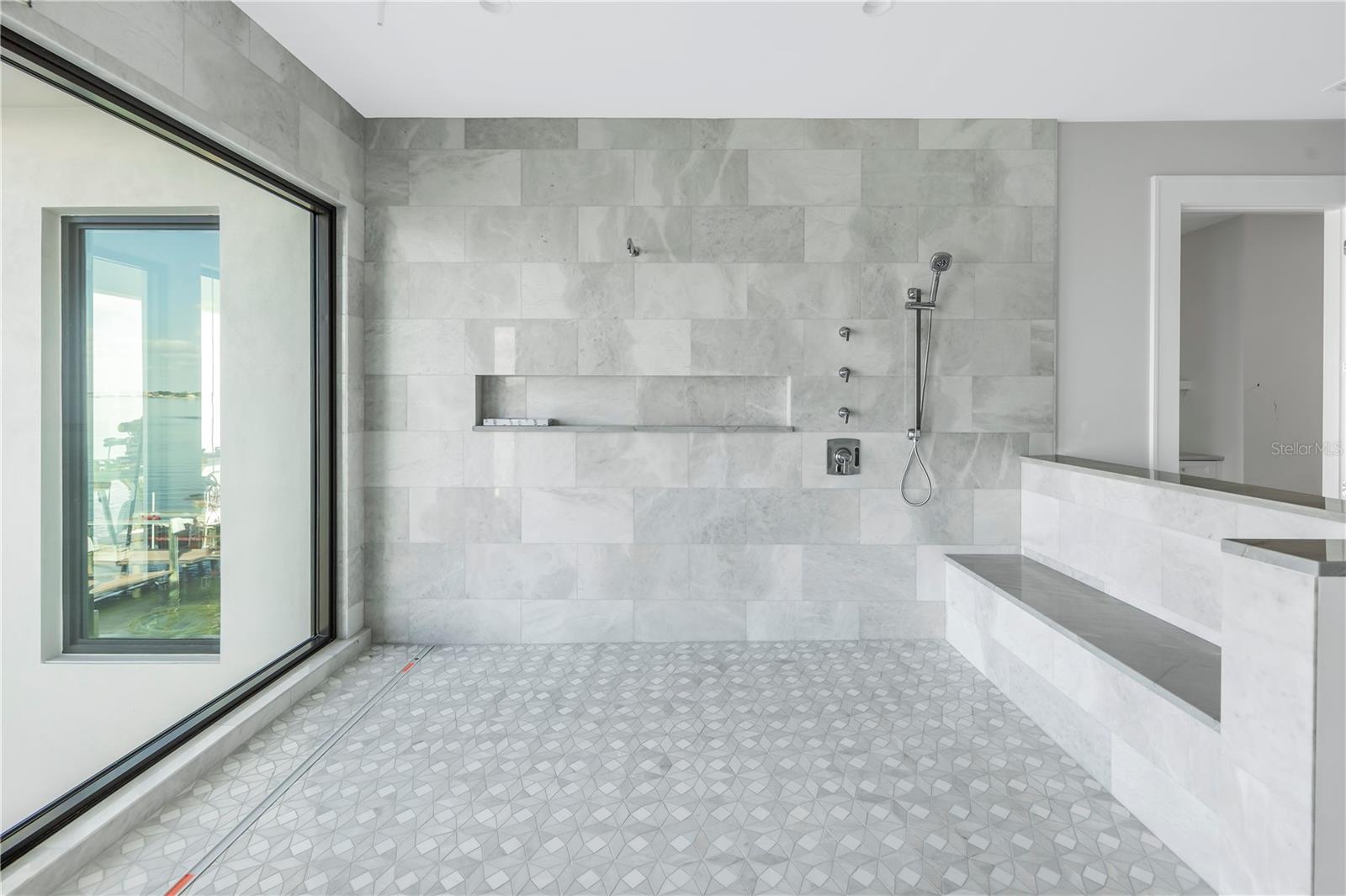 SHORE ACRES OVERLOOK SEC - Residential